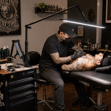 MULTIFUNCTIONAL AND CONVENIENT TATTOO CAR WORK LIGHT