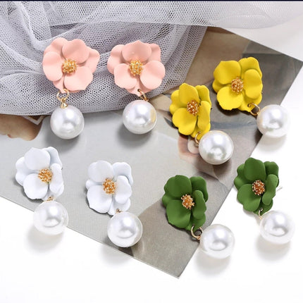 Flower Shaped Stud Earrings