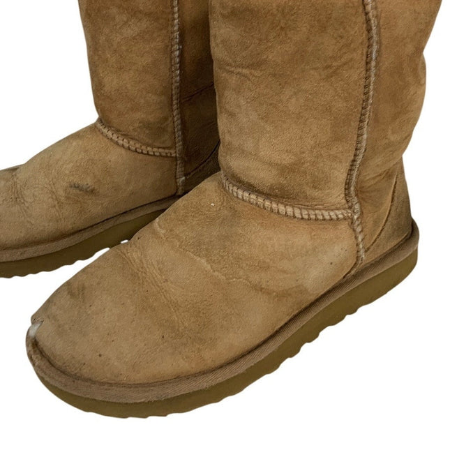 Ugg Womens Size 6 Tan Winter Boots Classic Short Fur Lined Round Toe Shoes