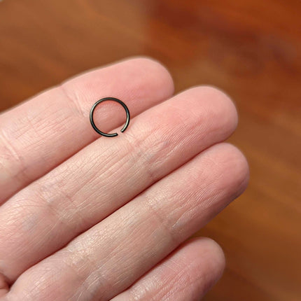 20G 7mm Black PVD Grade 23 Titanium Bendable Hoop Ring