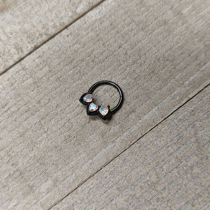 16G 3/8 Aurora Gem Black Rococo Trio Heart Hinged Segment Ring