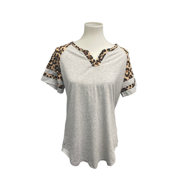 Lot of 2 Womens Large Leopard Spot PolyCotton Short Sleeve Tee Shirts