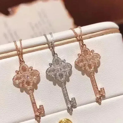 925 Sterling Silver Pave Crystal Vintage Key Pendant 14k Gold Plating Necklace Women Light Luxury Temperament Dress Jewelry