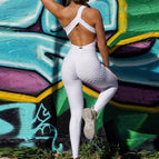 style2-white / S