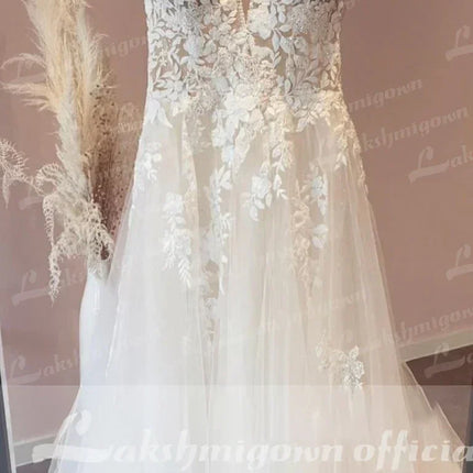 Spaghetti Straps Vintage Lace Wedding Dress With V Neckline Bride Dress Tulle Beach Bridal Gown trouwjurk  Customized