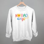 Sweatshirt / White / S