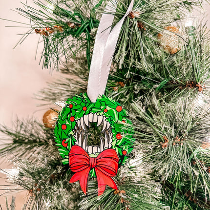 Wood Holiday Vampire Wreath Christmas Ornament