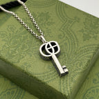 S3 / necklace