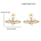 Golden white stud earrings / 18K