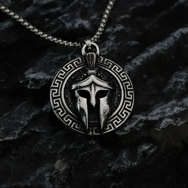 European and American Vintage Spartan Viking Mask Warrior Men's Titanium Steel Necklace Fashion Trend Helmet Handmade Pendant