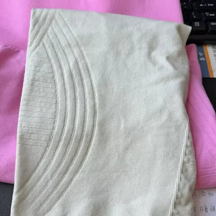 Women‘s Seamless Yoga Shorts High Waisted Striped Slim Shorts Sexy Butt Lifting Gym Trainning High Elastic Five Point Pants