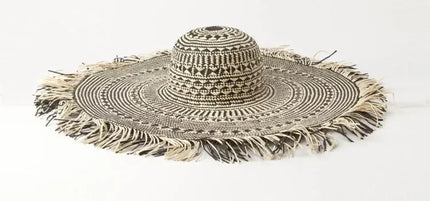 Women Wide Brim Straw Hat with Chin Strap Summer Sun Hats UV Sun Protection Beach Hat Wind Lanyard UPF Derby Travel Hat