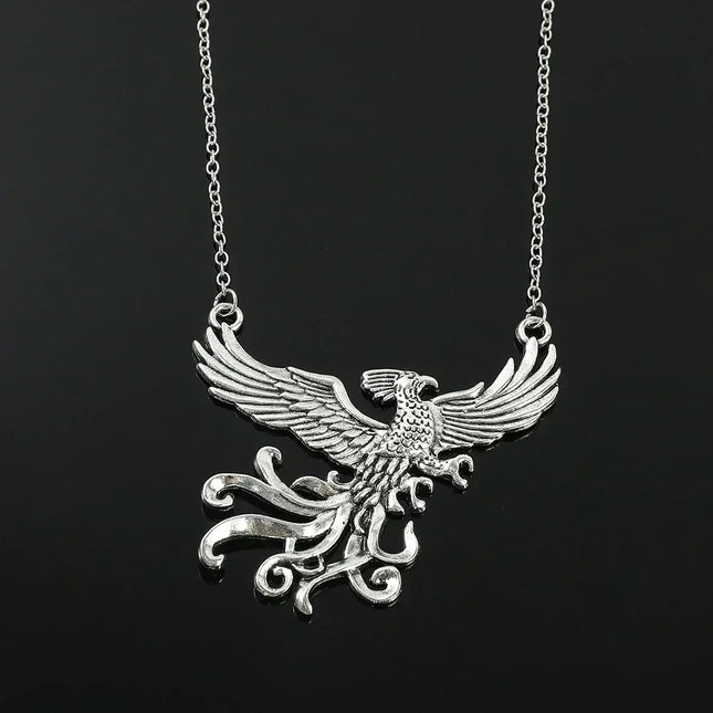 Exaggerated Vintage Silver Color Phoenix Pendant Necklace Classic TV Shows Creative Accessories Men Women Jewelry Accessories