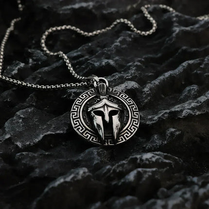 European and American Vintage Spartan Viking Mask Warrior Men's Titanium Steel Necklace Fashion Trend Helmet Handmade Pendant
