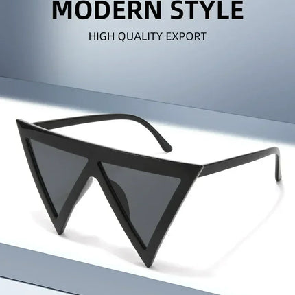 Oversized Triangle Punk Shiled Sunglasses Women Big Frame 2025 Luxury Brand Windproof Eyewear For Ladies UV400 Goggle Shades