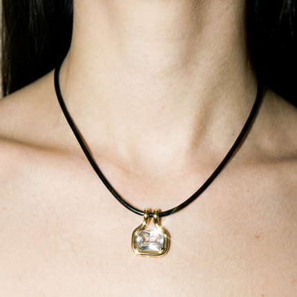 THE NAIA GEM PENDANT NECKLACE