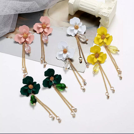 Flower Shaped Strip Drop Earrings