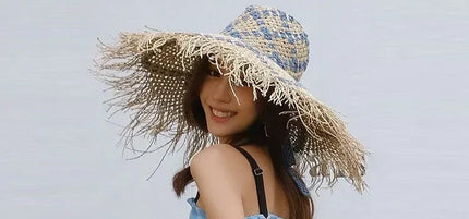 Women Wide Brim Straw Hat with Chin Strap Summer Sun Hats UV Sun Protection Beach Hat Wind Lanyard UPF Derby Travel Hat