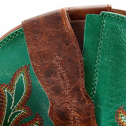 Ariat Women's Round Up Wide Square Toe StretchFit Western Boot