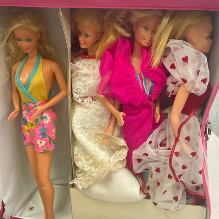 Vintage 1966 Mattel Barbie 1977 Fashion Doll Vinyl Travel Case Clothing Outfits