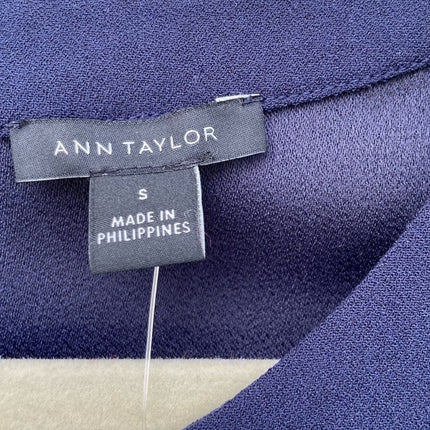 NWT New Ann Taylor Womens Small Navy Blue Faux Pearl Accent Short Sleeve Blouse