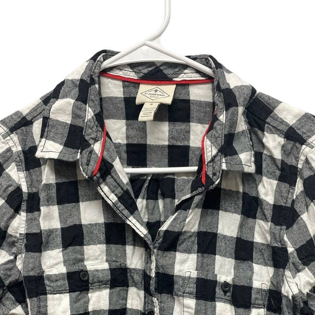 St John's Bay Womens Medium 100% Cotton Long Sleeve Plaid Button Up Shirt