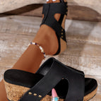 6 / Black