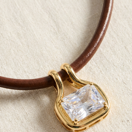 THE NAIA GEM PENDANT NECKLACE