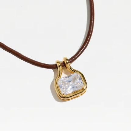 THE NAIA GEM PENDANT NECKLACE